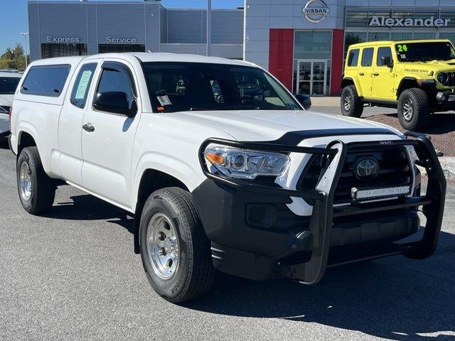 2018 Toyota Tacoma SR Access Cab 6' Bed I4 4x4 AT (SE)