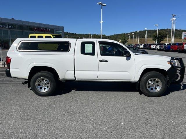 2018 Toyota Tacoma SR Access Cab 6' Bed I4 4x4 AT (SE)