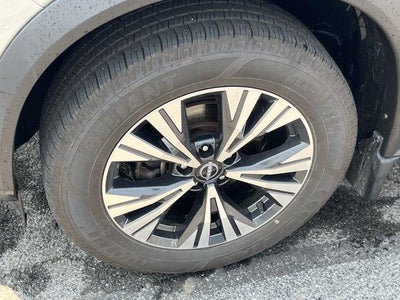 2023 Nissan Rogue AWD SV *Ltd Avail*