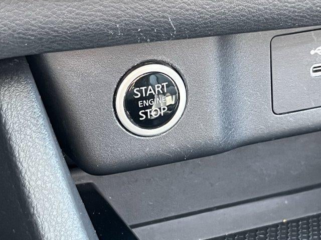 2022 Nissan Rogue AWD SV