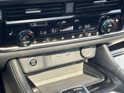 2023 Nissan Rogue AWD SL