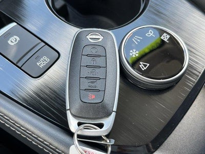 2023 Nissan Rogue AWD SL