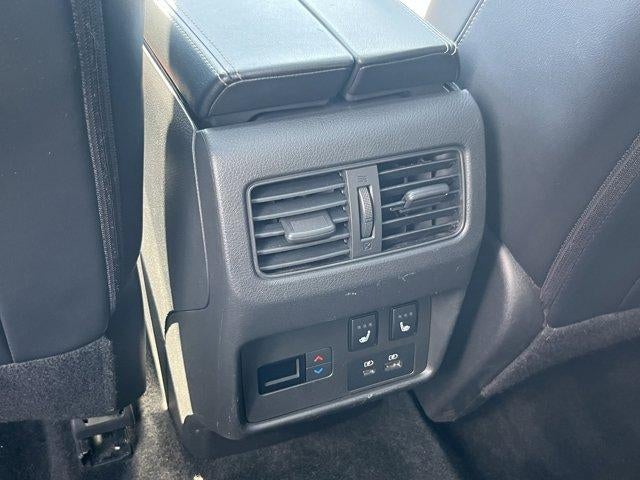 2023 Nissan Rogue AWD Platinum *Ltd Avail*