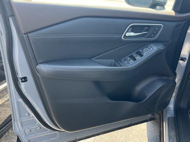 2023 Nissan Rogue AWD Platinum *Ltd Avail*