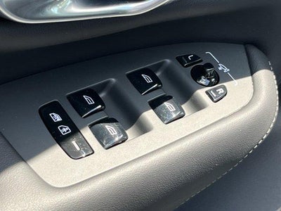 2023 Volvo XC90 B6 AWD Plus 7P