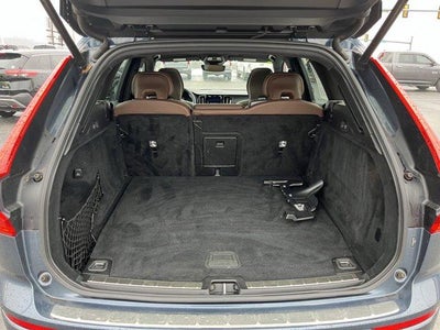 2023 Volvo XC60 Recharge Plug-In Hybrid T8 eAWD PHEV Plus Dark Theme