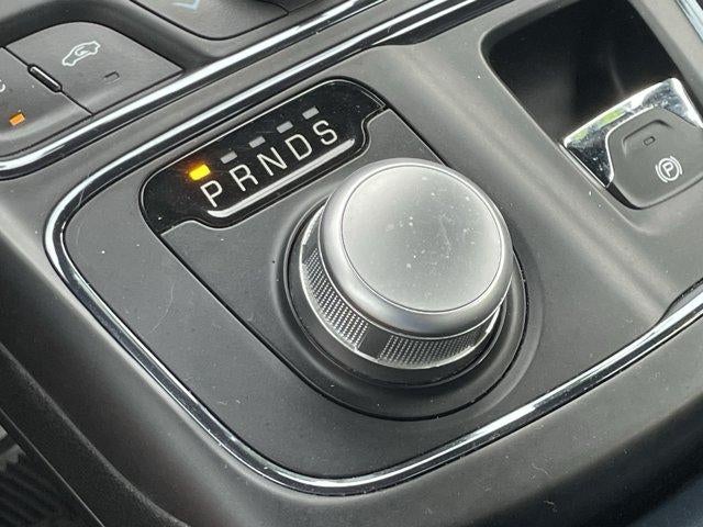 2015 Chrysler 200 4dr Sdn S FWD