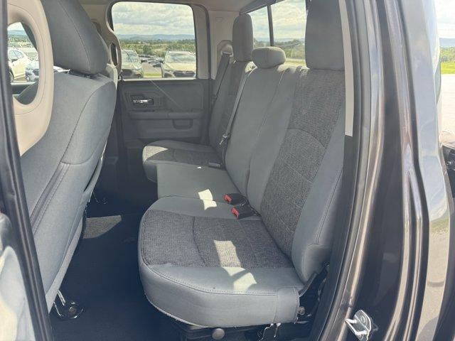 2018 RAM 1500 Big Horn 4x4 Quad Cab 6'4" Box