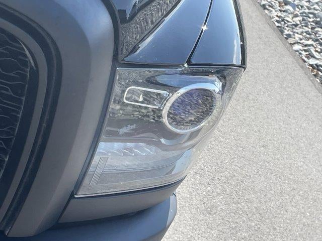 2022 RAM 1500 Classic Warlock 4x4 Crew Cab 5'7" Box