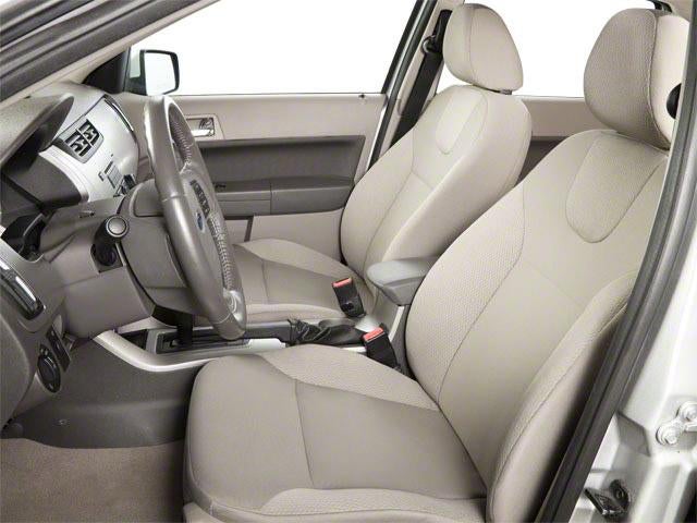 2010 Ford Focus 4dr Sdn SES