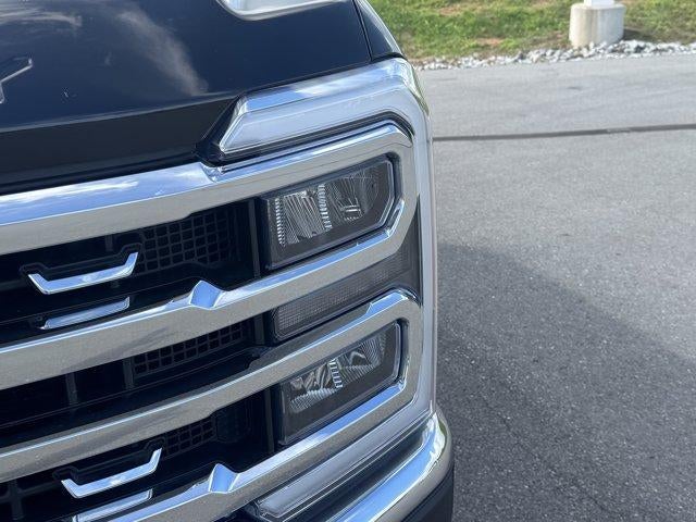 2023 Ford Super Duty F-250 SRW LARIAT 4WD Crew Cab 6.75' Box