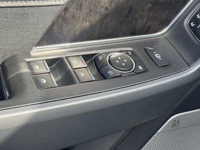 2023 Ford Super Duty F-250 SRW LARIAT 4WD Crew Cab 6.75' Box