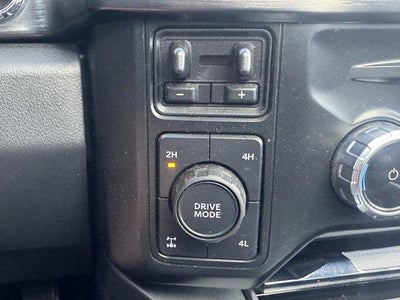 2023 Ford Super Duty F-250 SRW LARIAT 4WD Crew Cab 6.75' Box