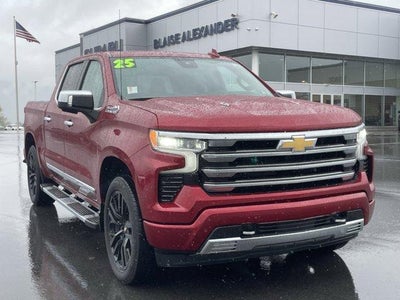 2025 Chevrolet Silverado 1500 Crew Cab Short Box 4-Wheel Drive High Country