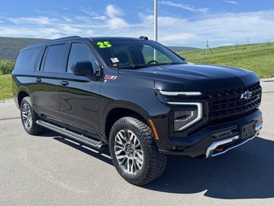 2025 Chevrolet Suburban 4WD Z71