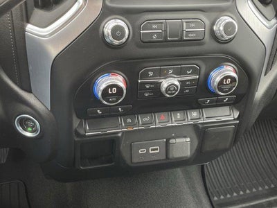 2021 GMC Sierra 1500 Crew Cab Short Box 4-Wheel Drive SLE