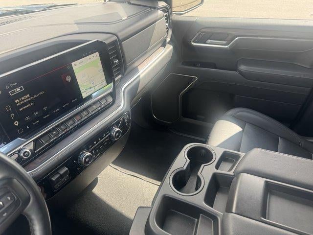 2025 GMC Sierra 1500 Crew Cab Short Box 4-Wheel Drive SLT