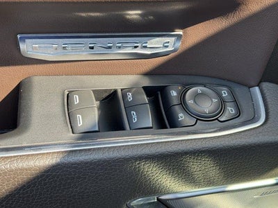 2022 GMC Sierra 1500 Crew Cab Short Box 4-Wheel Drive Denali