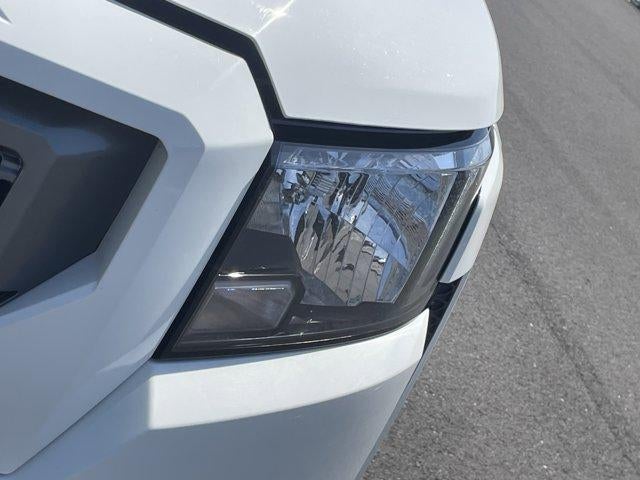 2022 Nissan Frontier Crew Cab 4x4 SV Auto