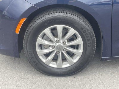 2019 Chrysler Pacifica Touring L FWD