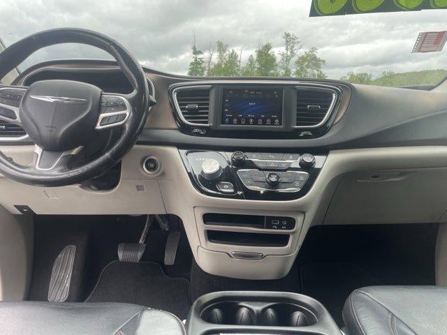 2019 Chrysler Pacifica Touring L FWD