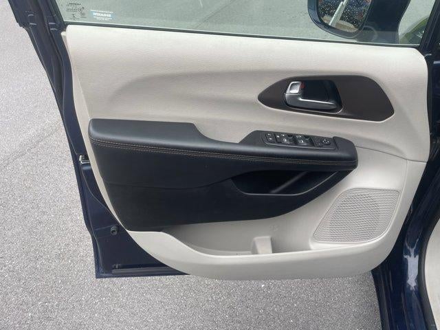 2019 Chrysler Pacifica Touring L FWD
