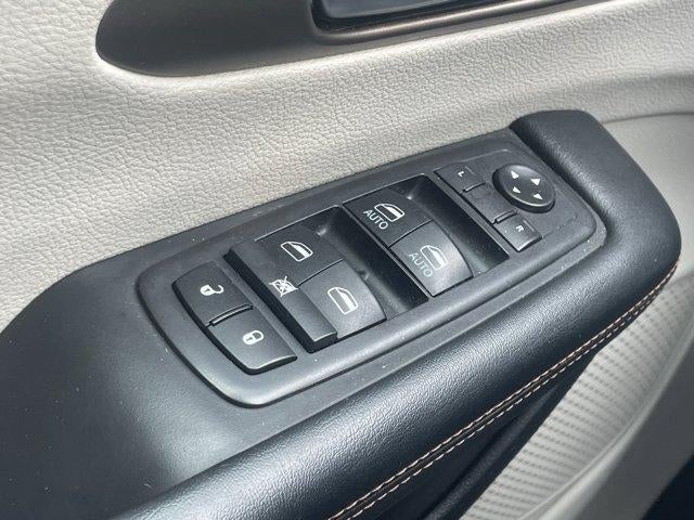 2019 Chrysler Pacifica Touring L FWD