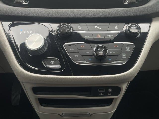 2019 Chrysler Pacifica Touring L FWD