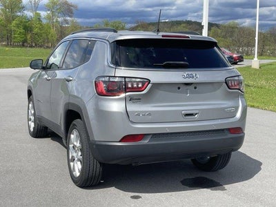2023 Jeep Compass Latitude Lux 4x4