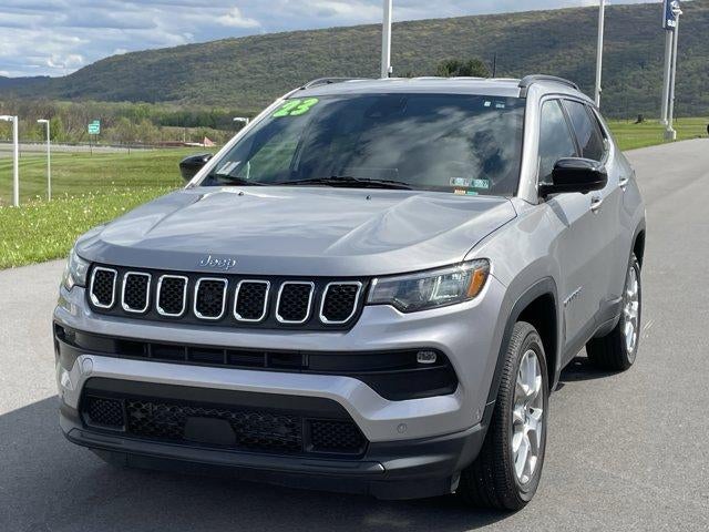 2023 Jeep Compass Latitude Lux 4x4