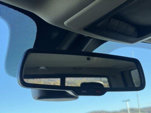 2018 RAM 2500 Laramie 4x4 Crew Cab 6'4" Box