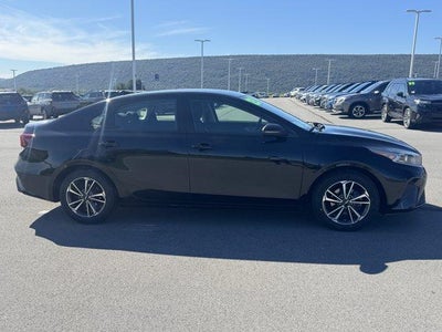 2023 Kia Forte LXS IVT