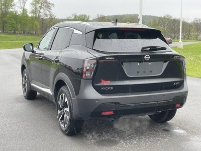 2025 Nissan Kicks SV AWD