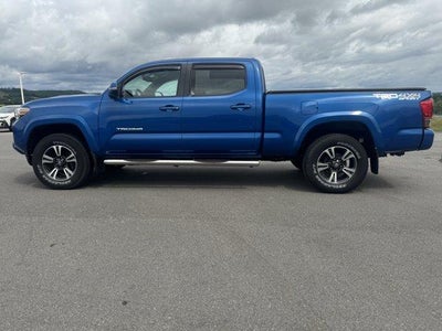 2017 Toyota Tacoma TRD Sport Double Cab 6' Bed V6 4x4 AT (Natl)