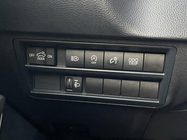 2025 Toyota Tundra 4WD 4WD SR5 CrewMax 5.5' Bed (SE)