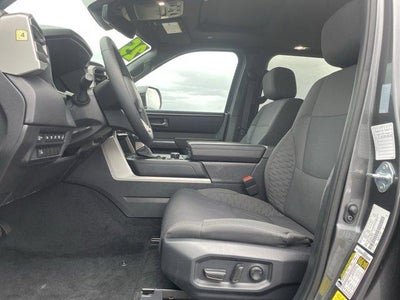 2025 Toyota Sequoia SR5 4WD (SE)