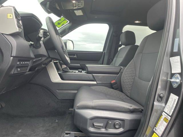 2025 Toyota Sequoia SR5 4WD (SE)