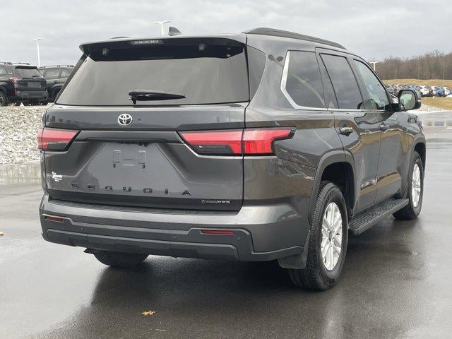 2025 Toyota Sequoia SR5 4WD (SE)