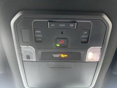 2025 Toyota Sequoia SR5 4WD (SE)