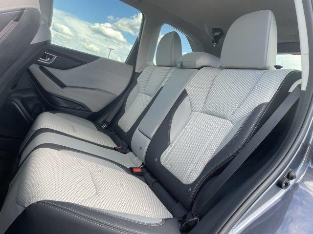 2023 Subaru Forester Premium CVT