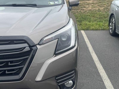 2023 Subaru Forester Limited CVT