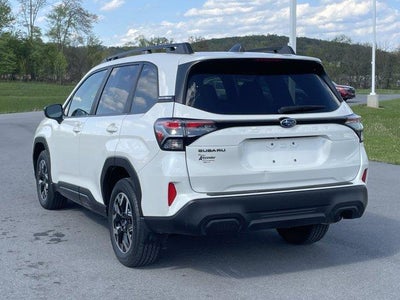 2025 Subaru Forester Premium AWD