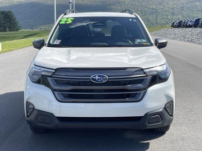 2025 Subaru Forester Premium AWD
