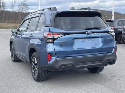 2025 Subaru Forester Premium AWD