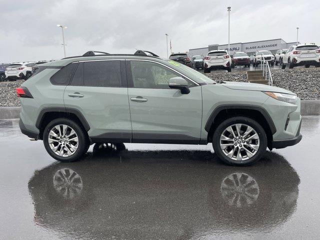 2022 Toyota RAV4 XLE Premium AWD (Natl)