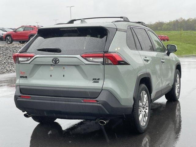 2022 Toyota RAV4 XLE Premium AWD (Natl)