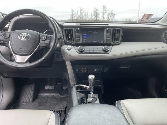 2017 Toyota RAV4 Limited AWD (GS)