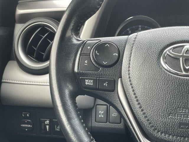 2017 Toyota RAV4 Limited AWD (GS)
