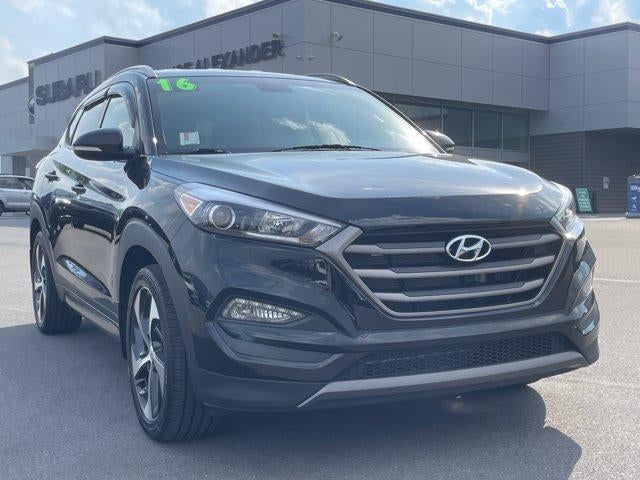2016 Hyundai TUCSON FWD 4dr Sport