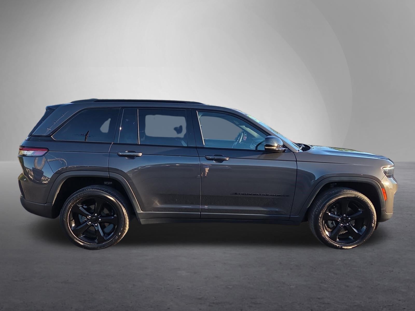 2023 Jeep Grand Cherokee Altitude X 4x4
